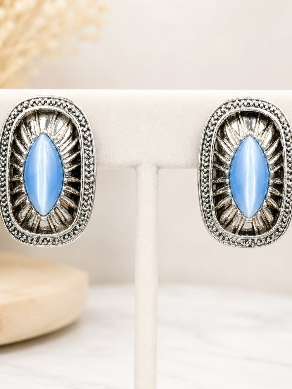 Vintage Blue Cat Eye Clip On Earrings Silver Tone Art Deco Statement Earrings